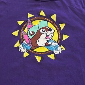 Buc-ee's Purple Graphic Tee